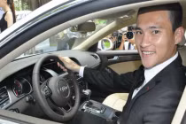 Điểm mặt xe sang từng qua tay Công Vinh