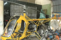 Từng chi tiết trực thăng siêu nhẹ của thợ hàn HN