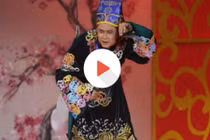 Lần đầu xuất hiện Táo Hải sản hài với tôm phá giá