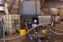 Cận cảnh máy biến rau thối thành phân bón