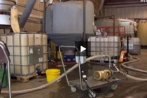 Cận cảnh máy biến rau thối thành phân bón