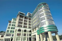 Chốn “ăn chơi, nhảy múa” của U23 VN tại Myanmar