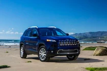 10 xe giá rẻ trang bị hệ thống kiểm soát hành trình