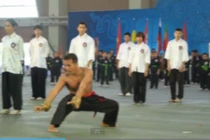 Xem võ sĩ đeo vòng sắt nặng đánh quyền Đại phục hổ