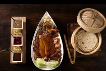 Cách người Nhật chế biến món vịt siêu đắt giá 42 triệu đồng