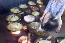 Cao thủ tráng bánh xèo là đây