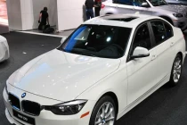 “Mổ xẻ” siêu xe mới tậu của Angela Phương Trinh