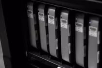 Điều kinh ngạc trong phòng thí nghiệm bí mật của Facebook