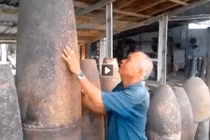 Bộ sưu tập bom giá hàng chục lượng vàng của "lão khùng"