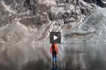 Người đàn ông có thể đi bộ trên mặt nước