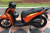 Honda SH đen cam mạnh mẽ ở Hà Nội