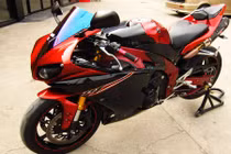 Yamaha R1 2009 đỏ đen - vẻ đẹp khó cưỡng