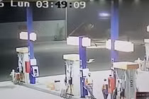 Sinh vật lạ bí ẩn lảng vảng tại trạm xăng ở Peru