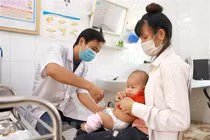 TP HCM đối diện nguy cơ dịch sởi chồng các dịch bệnh hiện hữu