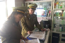 Quảng Bình: 9 nhà thuốc "chặt chém" giá khẩu trang bị phạt 30 triệu