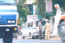 Đầy nghi ngờ khi CSGT “bơ” xe vua cày nát quốc lộ