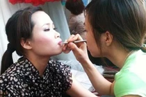 Kiếm tiền “khủng” từ nghề cho thuê... các bộ phận cơ thể