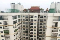 Những tòa chung cư ngang nhiên xây chùa không phép trên tầng thượng