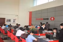Hải Phòng gửi văn bản “ưu tiên” Techcombank: Chuyên gia kinh tế nói gì?