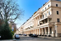 Choáng ngợp phố có giá nhà trung bình hơn 490 tỷ 