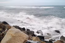 4h sáng mai, bão số 4 sẽ suy yếu thành áp thấp