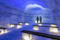 Chiêm ngưỡng hang băng nhân tạo to đẹp nhất hành tinh