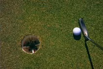 Đại gia chơi golf đánh người ngất xỉu trần tình