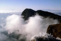 Những vùng đất ngày nào cũng mưa trên thế giới