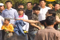 Hỗn chiến, tranh cướp tại lễ hội: Căn nguyên do đâu?