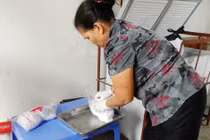 Kinh hoàng xác thai nhi ướp lạnh ở Đồi Cốc - Hà Nội