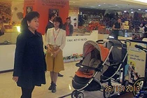 Phu nhân Thủ tướng Hun Sen thăm quan Tràng Tiền Plaza