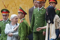 Bầu Kiên giảm 25kg so với lúc bị bắt