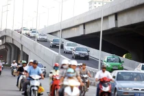 “Đường trên cao hoành tráng, tốn kém, nhưng mấy người đi“