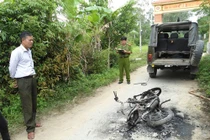 Hàng trăm người nhận tội đánh chết trộm chó