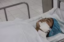 Ghen tuông, chồng đâm vợ, chém chết tình địch