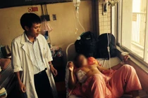 Bắn nát ngực nữ nhân viên quán massage vì không chịu phục vụ