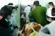 Xông vào nhà trung tá đâm chết 2 người giữa đêm