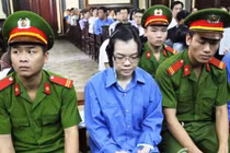 Xử Huyền Như: Luật sư bức xúc không được mang tài liệu, laptop