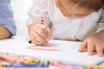 Bút màu sáp hàng Trung Quốc có chất gây ung thư phổi