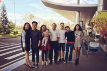 Giờ mới biết, năm nay Trường Giang về quê Nhã Phương ăn Tết 