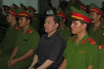 Xem Dương Chí Dũng bình thản tại tòa tuyên thuộc cấp 30 năm tù