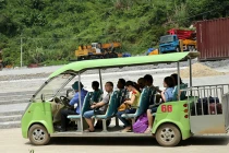 Zoom giao thương tấp nập tại các cửa khẩu Việt-Trung