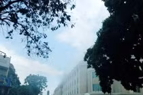 4 xe chuyên dụng nỗ lực tập chữa cháy Tràng Tiền Plaza