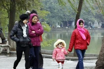 Miền Bắc rét, mưa, dông