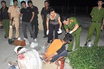 Ảnh hàng trăm cảnh sát vây bắt nhóm giang hồ cộm cán Bình Dương