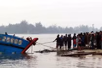 Chìm thuyền ở Thái Bình, lái thuyền và 5 phụ nữ tử vong