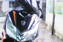 Hào Anh cắm xe đi bar, giục mẹ bán đất?