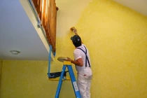 Cách tự sơn lại nhà tiết kiệm mà đẹp như thuê dịch vụ