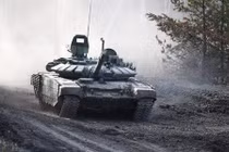 Cận cảnh quy trình nâng cấp xe tăng T-72 lên chuẩn T-72B3M