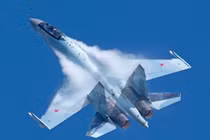 Lý do Iran chọn mua tiêm kích Su-35 từ Nga